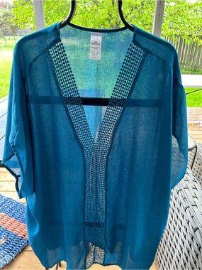 Time and Tru Teal Crochet-Trim V-Neck Sheer Tunic